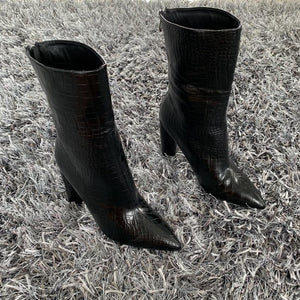 Pointed Toe Embossed Faux Crock High Heels - Shop Above Standard